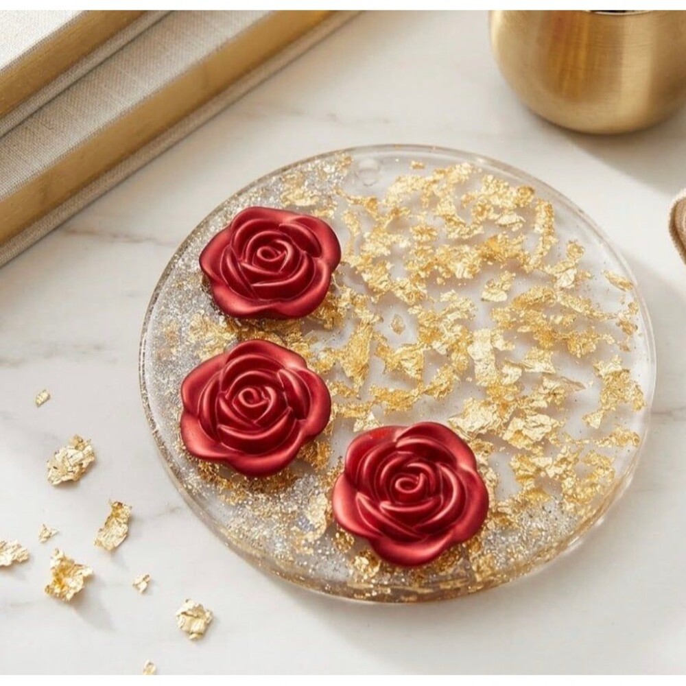 Round Floral Resin ornament-sun catcher Decor in Clear & Red roses